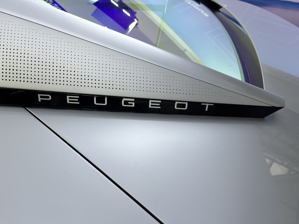 Peugeot Inception logo